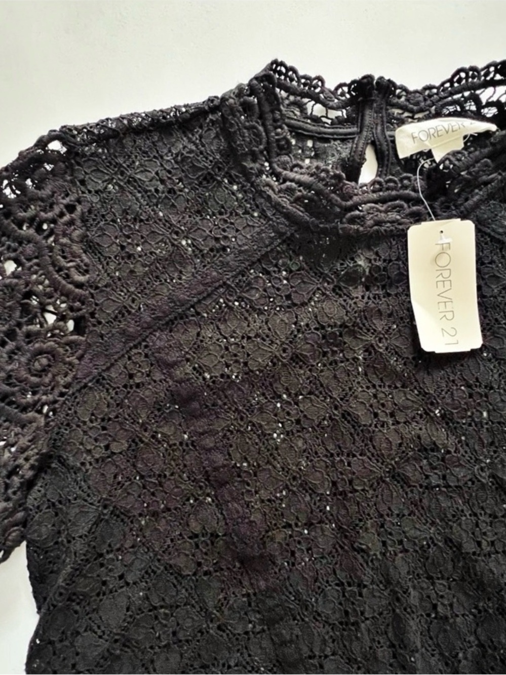 Forever 21 Black Crochet Lace Long Sleeve Crop Top